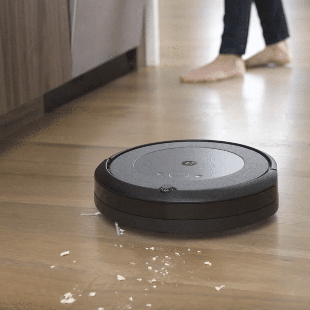 Cs, CAREservice irobot-roomba-1024x1024 Vantaggi dell'utilizzo di un iRobot Roomba nella pulizia della casa Consigli  Consigli 